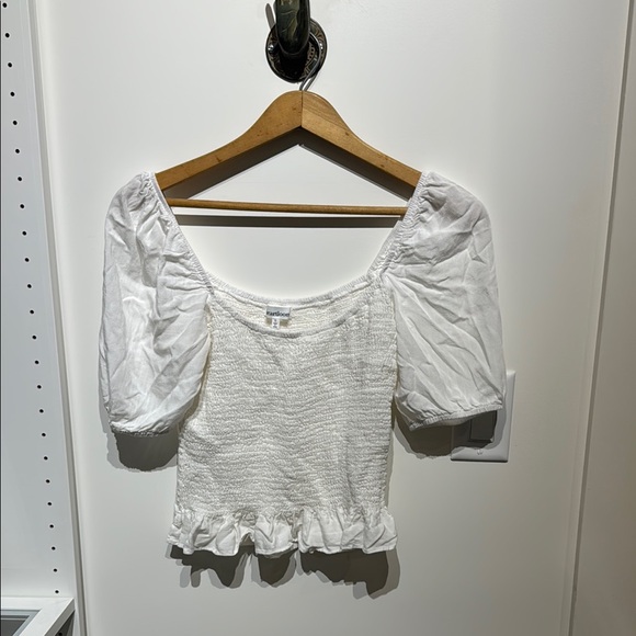 Heartloom White Puff Sleeve Blouse - Picture 1 of 5